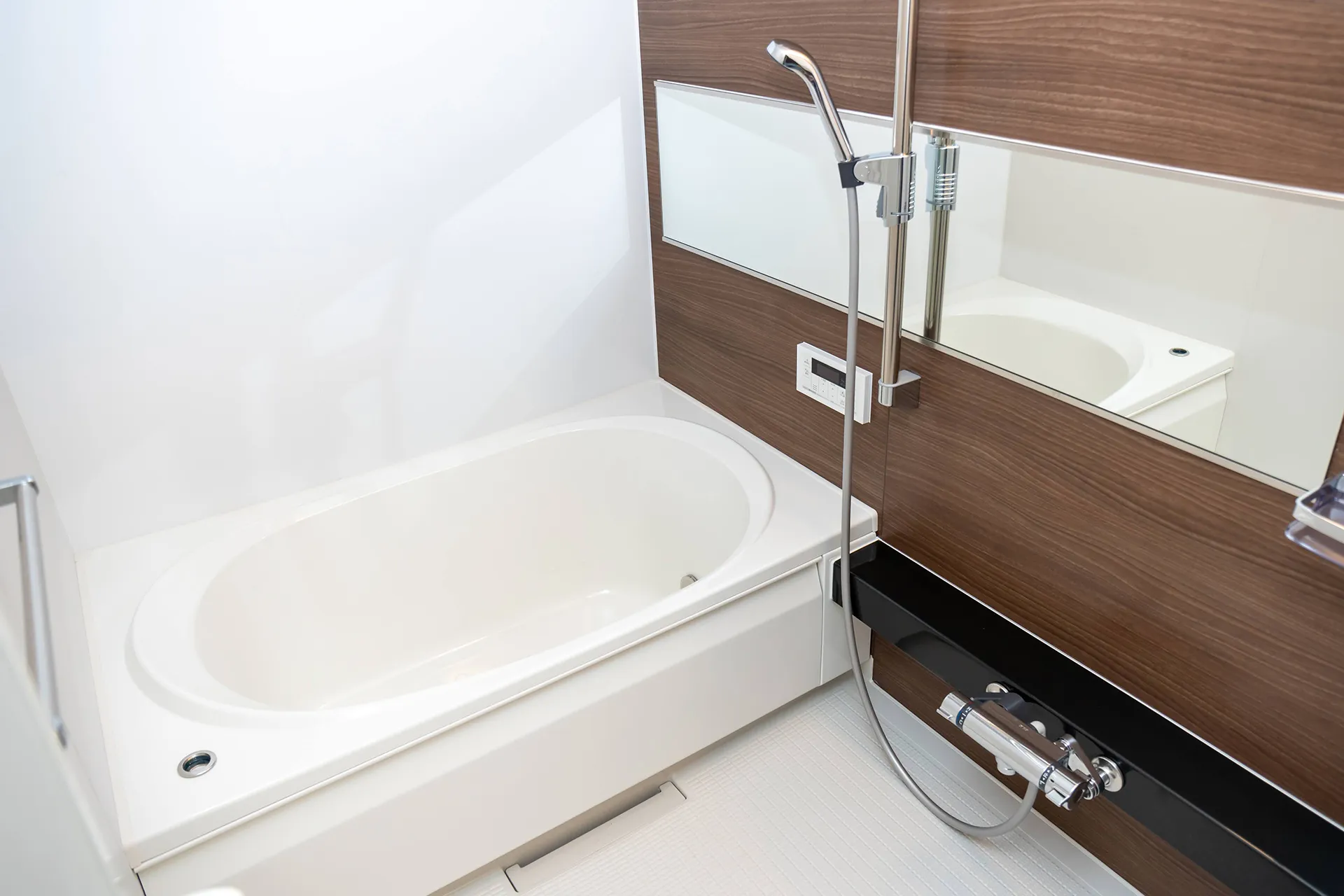 志津里株式会社